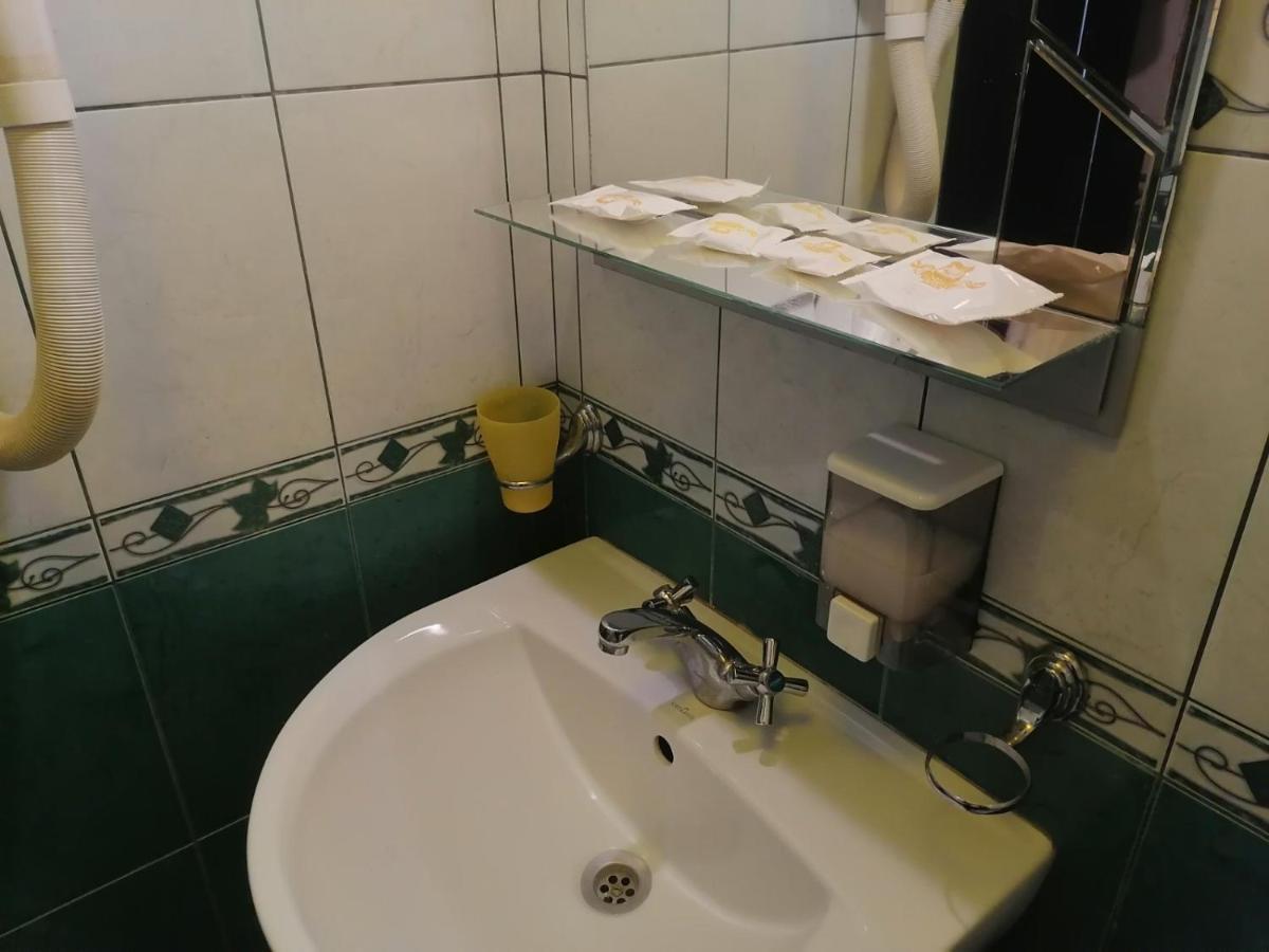 Argo Premium Hotel Lviv Luaran gambar