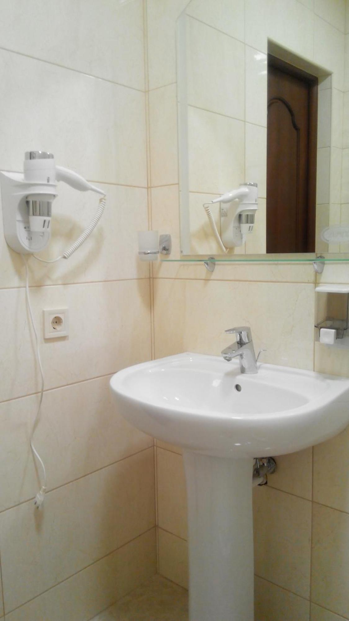 Argo Premium Hotel Lviv Luaran gambar
