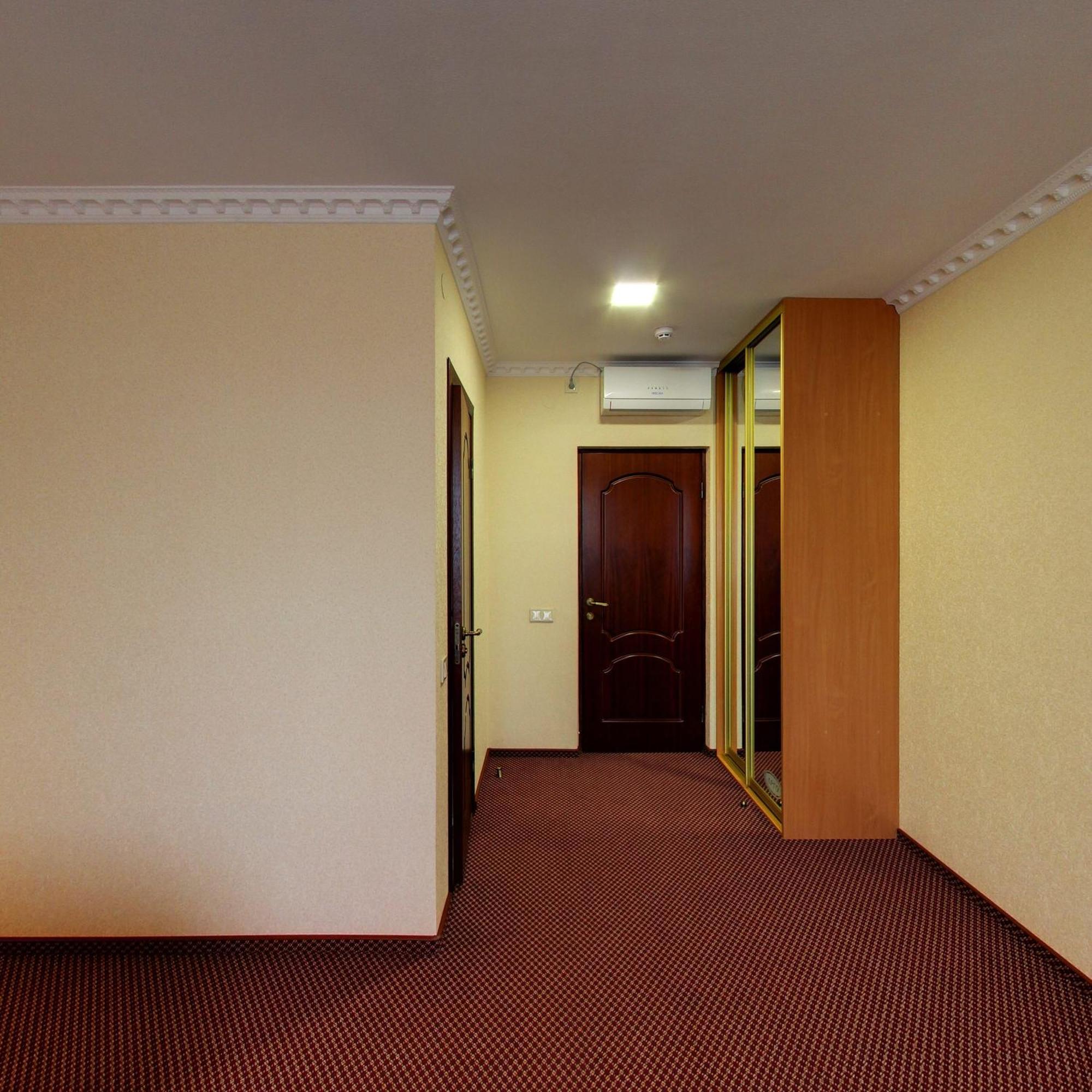 Argo Premium Hotel Lviv Luaran gambar